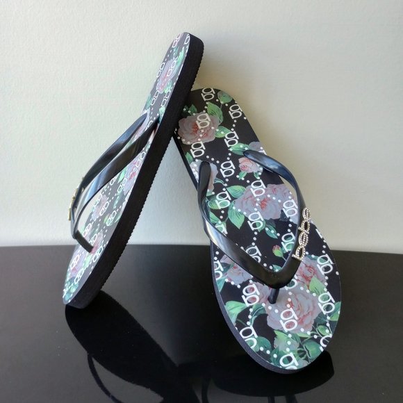 Bebe Women's Florissa Flip Flops Sandals in Black - Picture 7 of 9